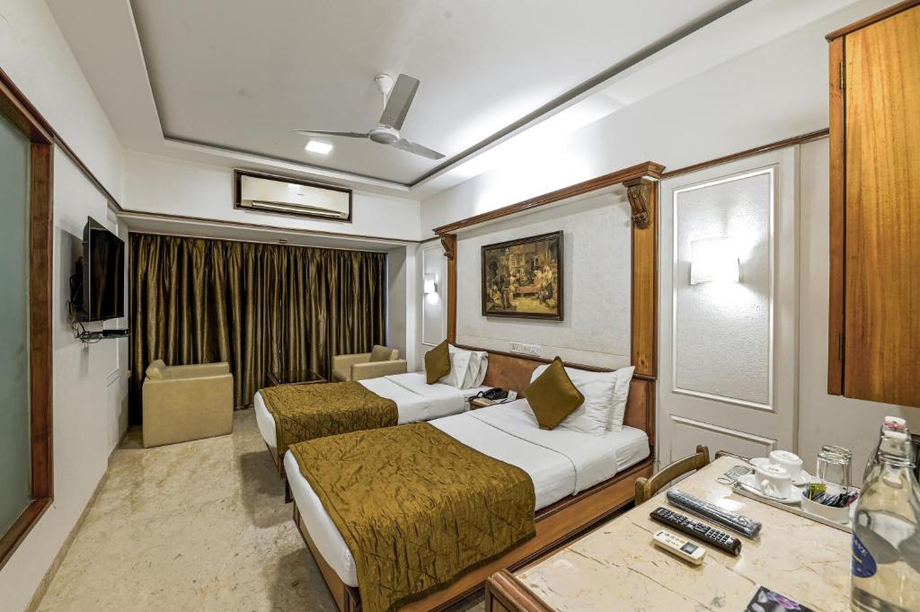 Hotel Regal Enclave