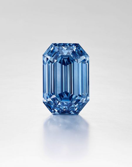 The Largest Blue Diamonds that Gemmologists Should Know