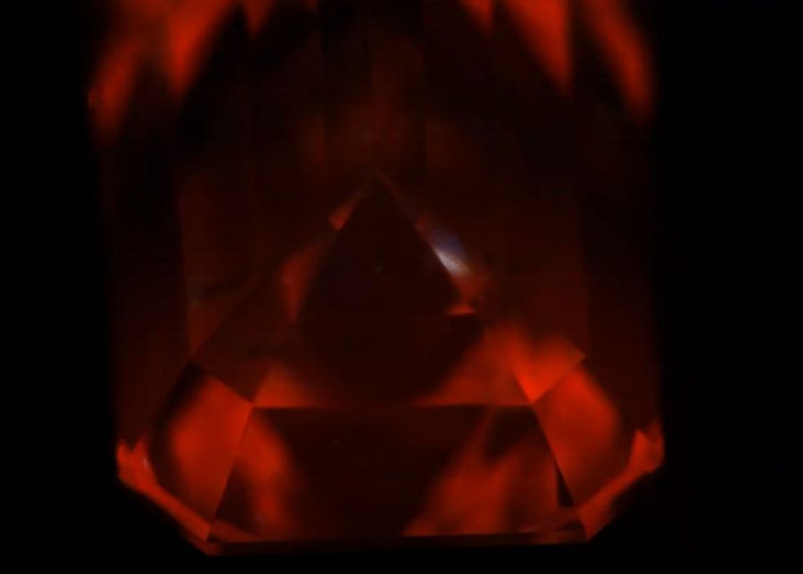 Rare Phosphorescence Seen In CVD LabGrown Diamond GSI Solitaire