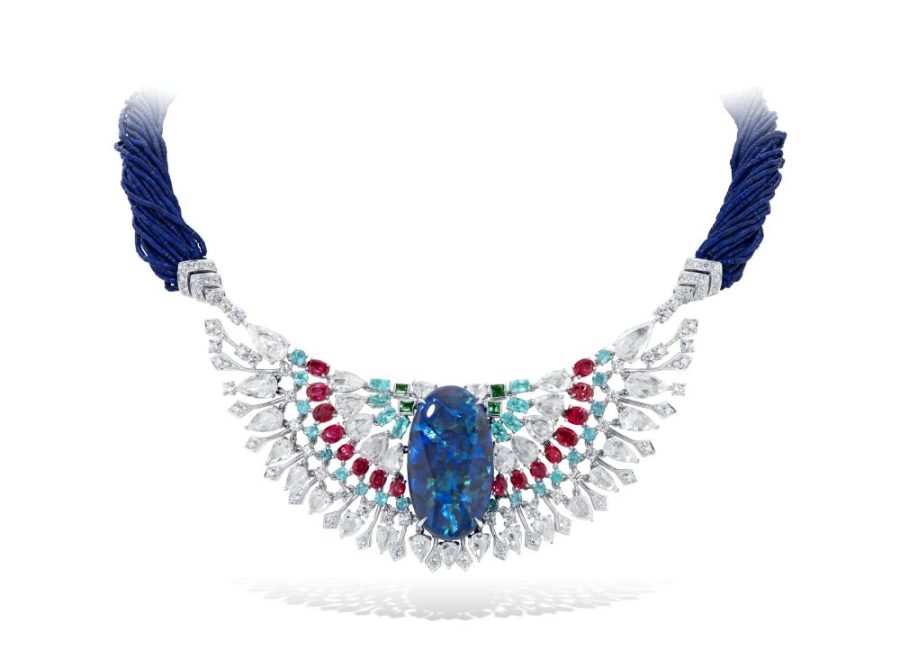 The Amunet choker. Image courtesy of David Morris