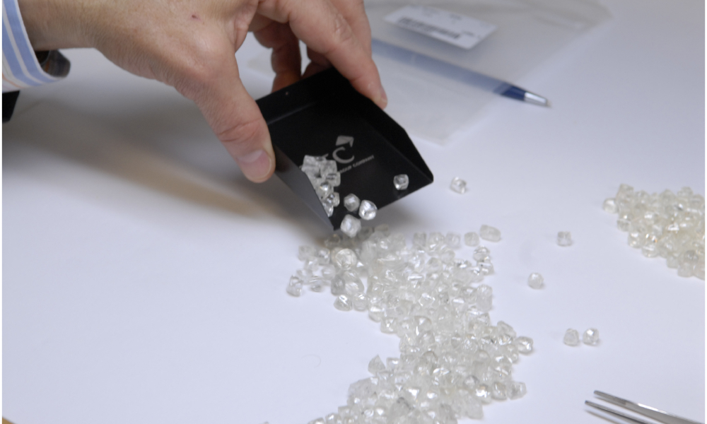 De Beers Group predicts optimistic rough diamond sales performance