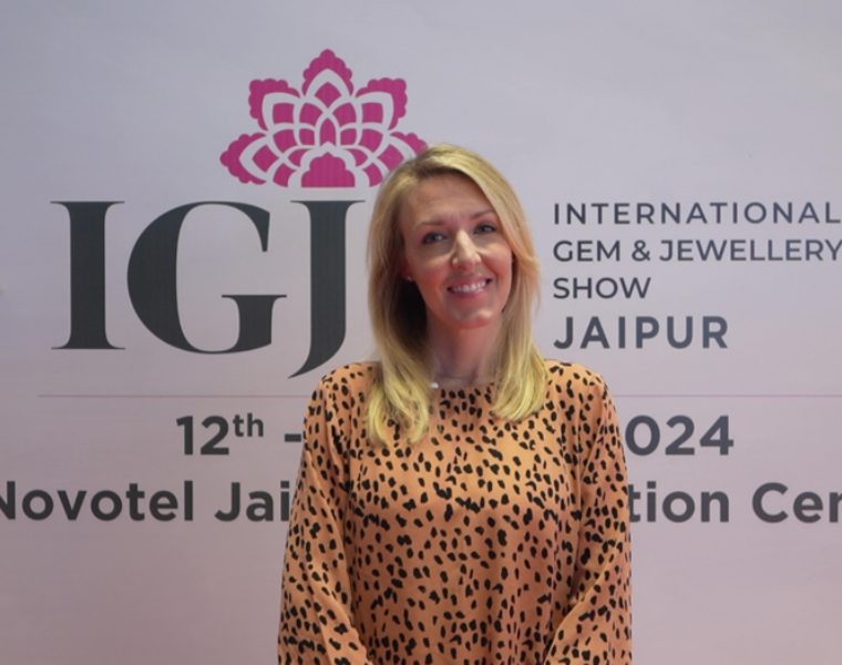 Diamond Jewellery Magazine by Solitaire International Magazine