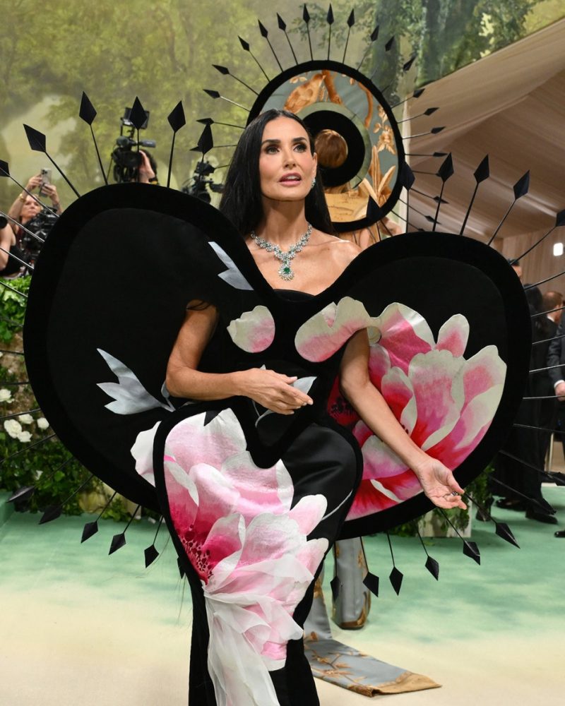 jewellery magazine by Solitaire International Magazine