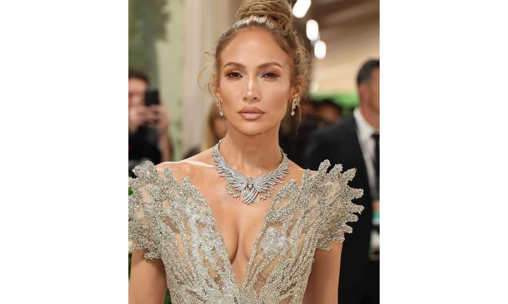 jewellery magazine by Solitaire International Magazine