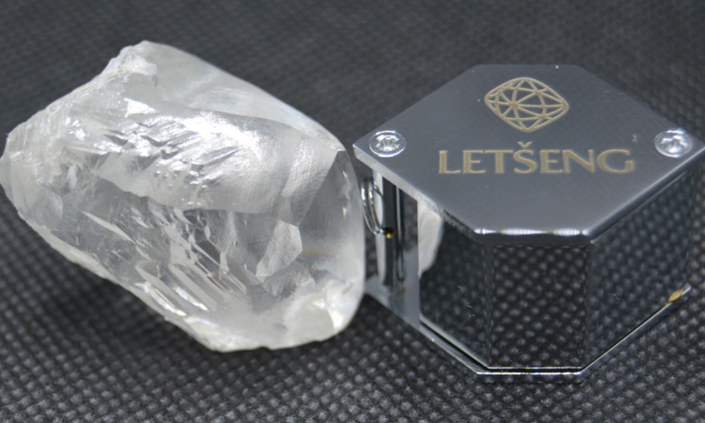 diamond jewellery magazine by Solitaire International Magazine – India’s leading B2B gem and jewellery magazine