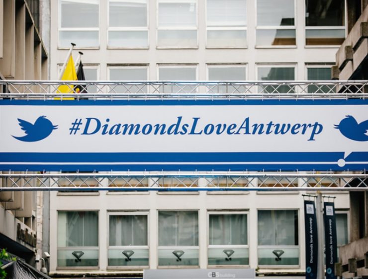 diamond jewellery magazine by Solitaire International Magazine – India’s leading B2B gem and jewellery magazine