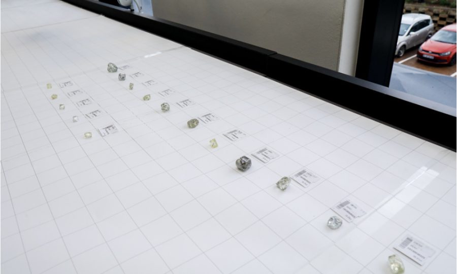 Indian jewellery magazine by Solitaire International Magazine