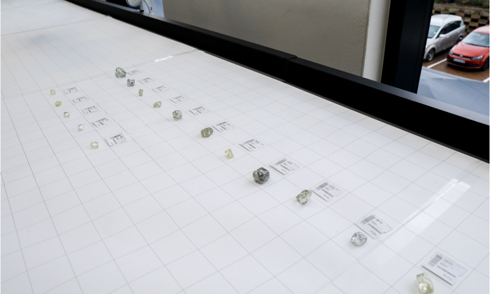 Indian jewellery magazine by Solitaire International Magazine