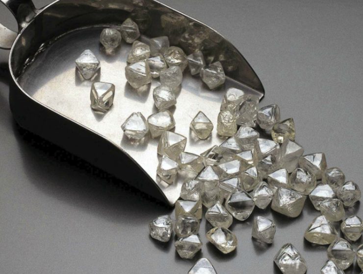 diamond jewellery magazine by Solitaire International Magazine – India’s leading B2B gem and jewellery magazine