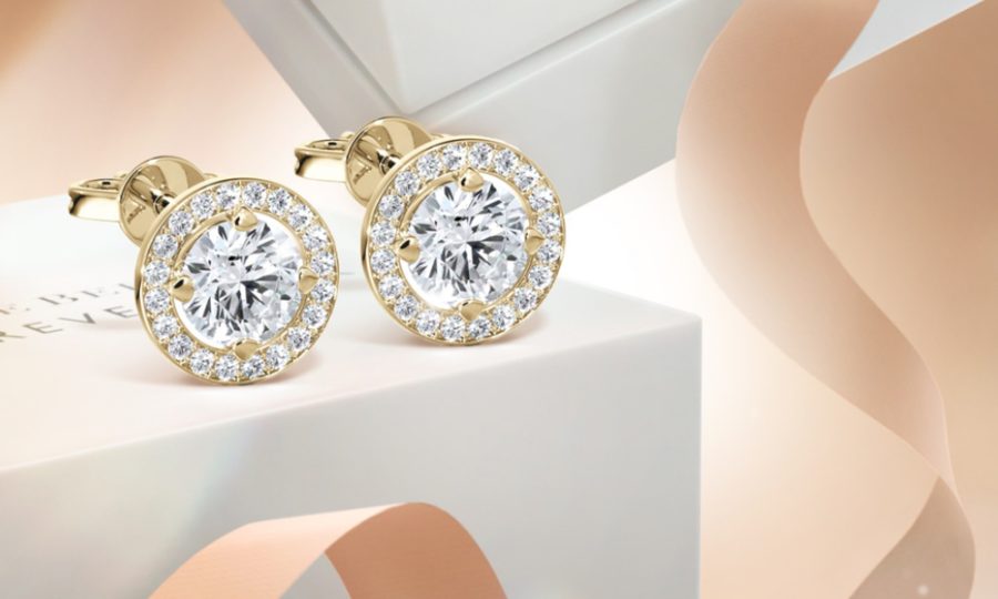 diamond jewellery magazine by Solitaire International Magazine