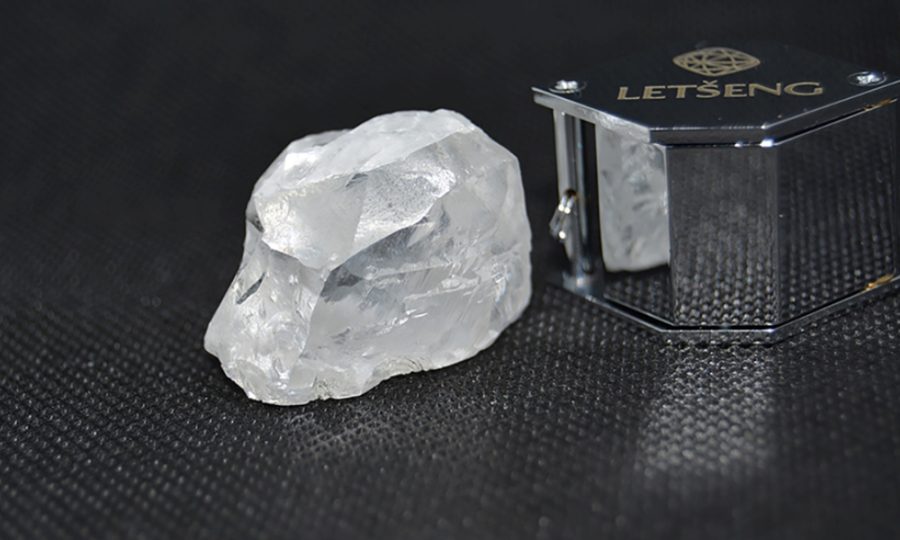 diamond jewellery magazine by Solitaire International Magazine – India’s leading B2B gem and jewellery magazine