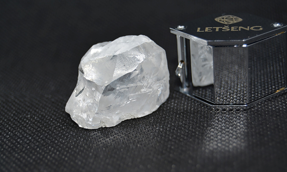 diamond jewellery magazine by Solitaire International Magazine – India’s leading B2B gem and jewellery magazine