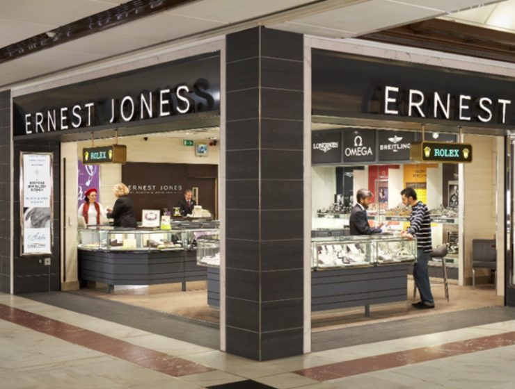 Signet Q1 Sales Decline 9.4% but Engagement Recovery Continues – Solitaire International Magazine – India’s leading B2B gem and jewellery magazine