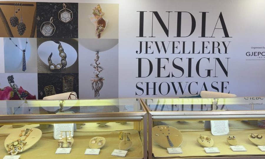 Indian jewellery magazine
