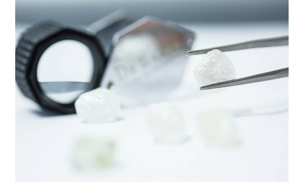 diamond jewellery magazine