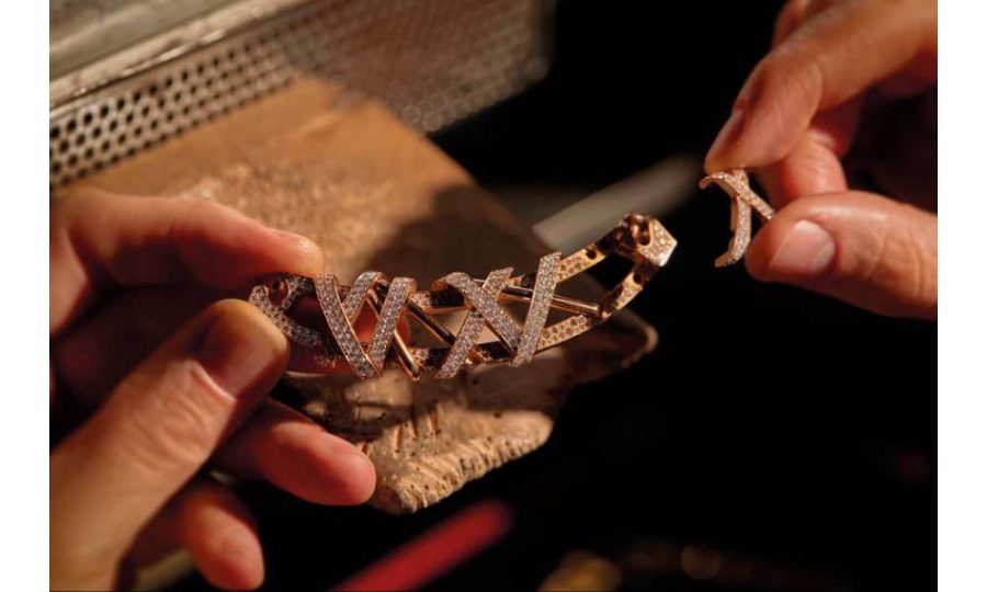 diamond jewellery magazine