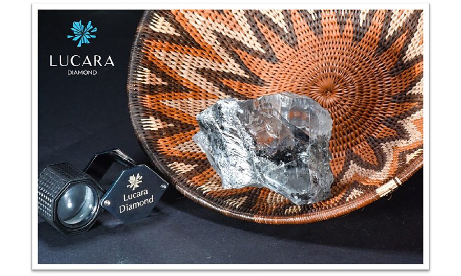 Diamond jewellery magazine