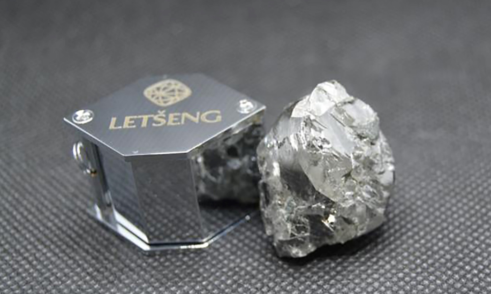 diamond jewellery magazine