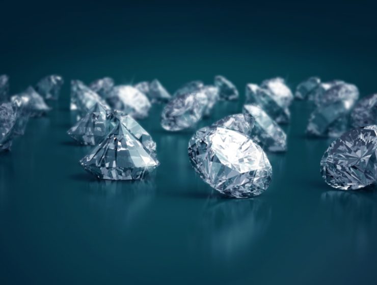 Diamond jewellery magazine