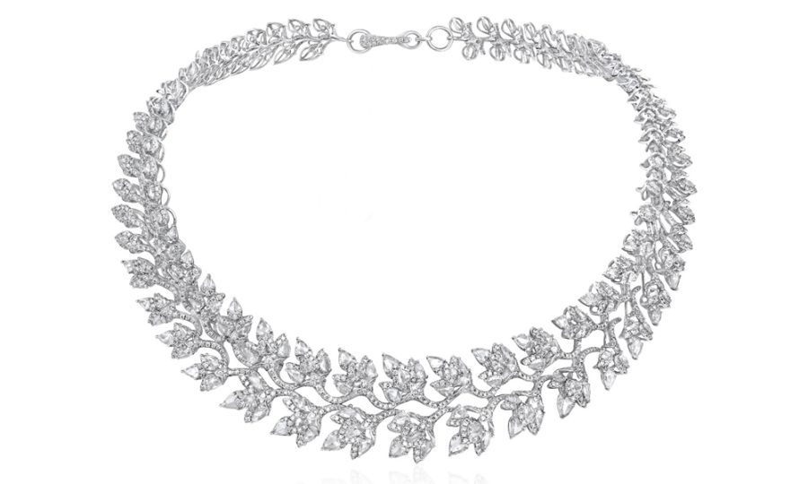 Diamond jewellery magazine