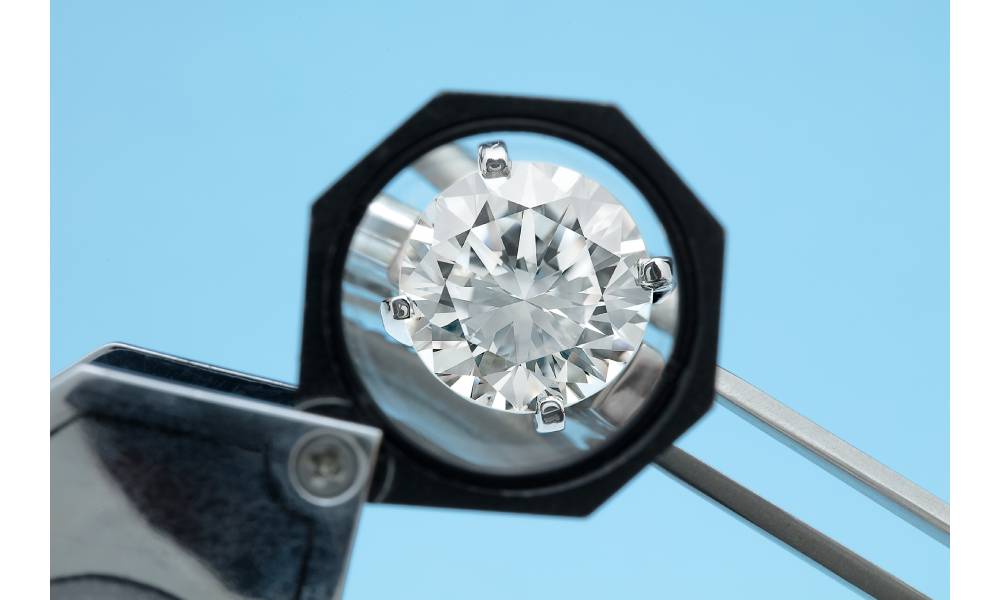 diamond jewellery magazine